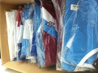 Fussballtrikot in verschiedenen Größen & Farben/ neu
