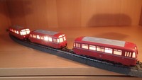 3x MÄRKLIN 4018 Schienenbus-Beiwagen Typ 795 995 VT95 Triebwagen mit Licht