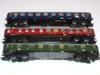 MÄRKLIN PERSONENWAGEN KONVOLUT
