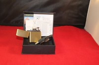  USB-Feuerzeug Glühspirale  design Silber / Gold  .