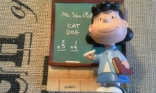 Hallmark Peanuts Gallery Ms Van Pelt Figure 2001 #ed