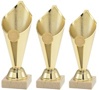 3er Serie Pokale Pokal inkl.Gravuren und Emblemen