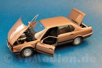 BMW 750iL Klassik, bronze metallic, M 1:24 Schabak 1620 Originalverpackung