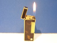 Dunhill Feuerzeug in Gold mit marmoriertem Lack gasdicht und funktionsfähig 