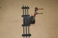  Spur 0 Zeuke Signal mit Unterbrecherschiene sehr schön