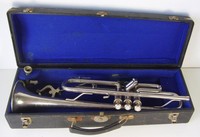 Antike Trompete " Weltklang " im Koffer