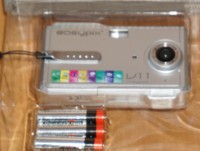 Easypix V11 3,1 MP Digitalkamera - Silber - Wie neu + OVP!