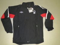 Nottingham Forest Regenjacke Jacke 10/11 Umbro Gr S M schwarz