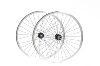 KHE Fixie Laufradsatz 700c 28“ Industriegelagert Weiß Made in Germany mit Ritzel