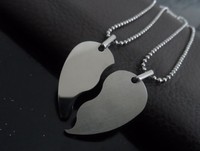 2 Herz Anhänger aus Edelstahl mit Ketten Partnerkette PK003