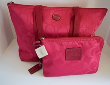 coach wallets pinkberry