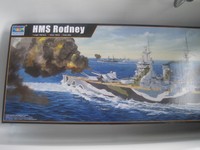 HMS Rodney Battleship Schlachtschiff riesengross 1:200 *NEU* mit Ätzteile