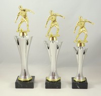 Fußball 3er Serie Pokale 37 - 32 cm inkl. Gravur und Fußballfigur