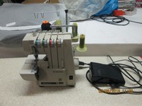 Singer 14U143 Overlock Nähmaschine