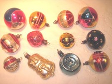 12 VINTAGE SMALL FEATHER TREE GLASS CHRISTMAS ORNAMENTS INDENT GLITTER SHAPES