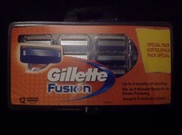 12 X  Gillette Fusion Klingen 12 Pack NEU&OVP