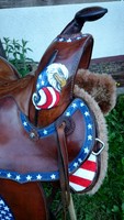 Westernsattel Augenweide Showsattel Einzelstück Stars and Stripes Lammfell