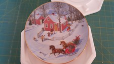 Danbury Mint plate -1990 -The Race through Town An Old Country Time Winter
