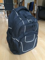 Büchertaschentrolley/Schulranzen/Rucksack für einen gesunden Rücken
