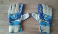 Apuasoft torwarthandschuhe fangmaschine uhlsport