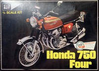Honda Dream CB750 Four Bike Motorrad 1:8 MPC Model Kit Bausatz MPC827 CB 750