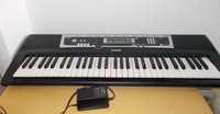 Yamaha Portatone YPT-210  Electronic Keyboard