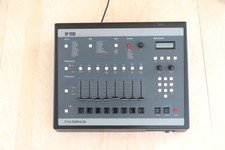 Emu SP1200 Vintage Sampling Drum Machine 20 Discs Sampler Serviced SP-1200 12