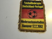 Deutschland Portugal 82 L Wimpel  BRD Versandkostenfrei ca 30x19  cm