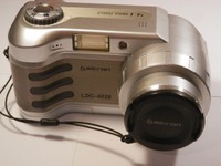 Lumicron 4028 4.0 MP Digital Camera - Silver