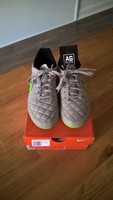 Nike Tiempo Genio Leder AG-R, Grau-Grün, Größe 40, neuwertig
