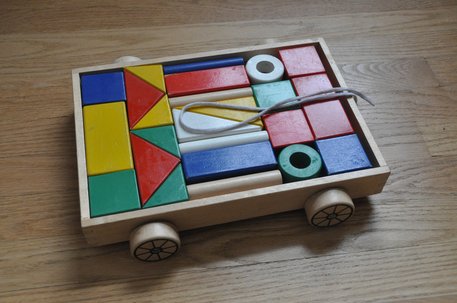 Tweedehands ikea commode te koop