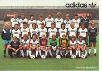 Arminia Bielefeld    Mannschaftskarte  1983/84  fast komplett   -189029