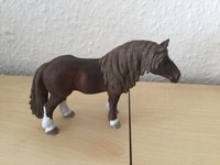 Schleich Pferd Repainted Schwarzwälder Stute