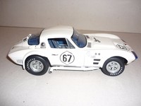Chevrolet Corvette Grand Sport von Exoto 1:18
