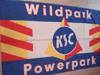 Fahne m.Hohlsaum ca.100 x 160 cm Karlsruher SC "Wildpark-Powerpark" Fanartikel