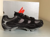 Neue Specialized Mountainbike Herren Fahrradschuhe Gr. 42 Uvp 119,95€