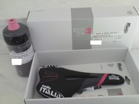 Fahrradsattel Selle Italia SLR Flow Giro D´Italia 2016 und Trinkflasche neu+ovp