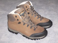 Meindl Wanderschuhe mit Lederfutter Gr. 43 (9)