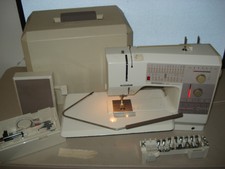 Bernina 1230 Electronic Sewing Machine  Just serviced