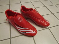 Fußballschuhe von Adidas Gr. US 9