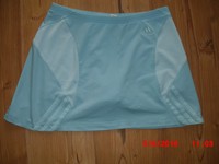 Neuwertiger original Adidas climacool Tennisrock in kräftigem hellblau Gr. 38
