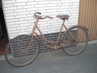 Altes Stahl Damenfahrad ca.20er Jahre mit NSU Narbe im Zeichen des Hirschorn