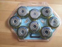 8 High Rebound-Rollen, 76 mm Durchmesser, Härtegrad 82A Neu und OVP