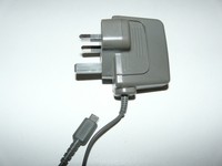 Nintendo DS Lite Netzladegerät UK 3-Pin Version von Nintendo  #1 