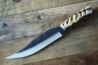 Das Caccianincu in Widder, schweres Jagdmesser Korsika Jean Francois Deak 