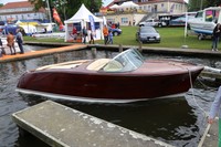 Nostalgia  Motorboot Mahagoni Holzboot Optik Gfk Sport V8 -oder Elektroantrieb