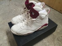 Air Jordan 6 Maroon US 9,5 Off White / NEW Maroon Neu und ungetragen