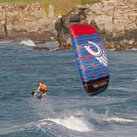 Cabrinha Switchblade 2016 12m² rot/blau