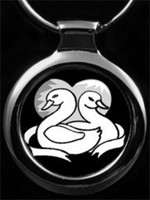 Ewige Treue Schwäne Bildgravur Geschenkidee Schlüsselanhänger inkl. Textgravur