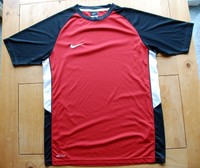 Nike ~ Herren ~ Laufshirt ~ Dri-Fit ~ M